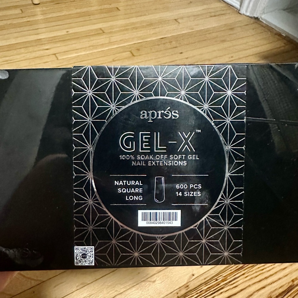 Après Gel-X® Natural Square Long PRO Box of Tips